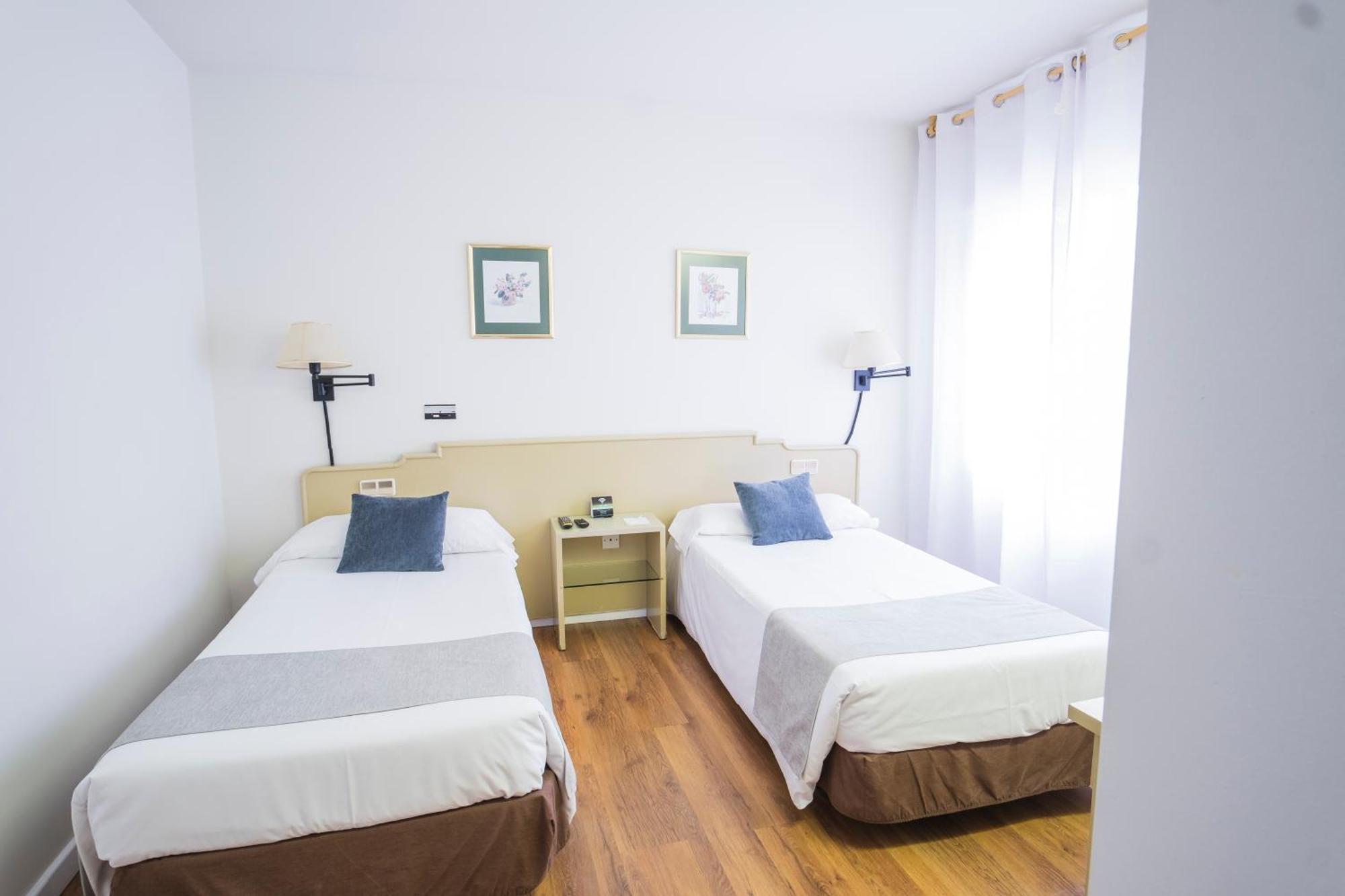 Hotel Alda リベイラ エクステリア 写真