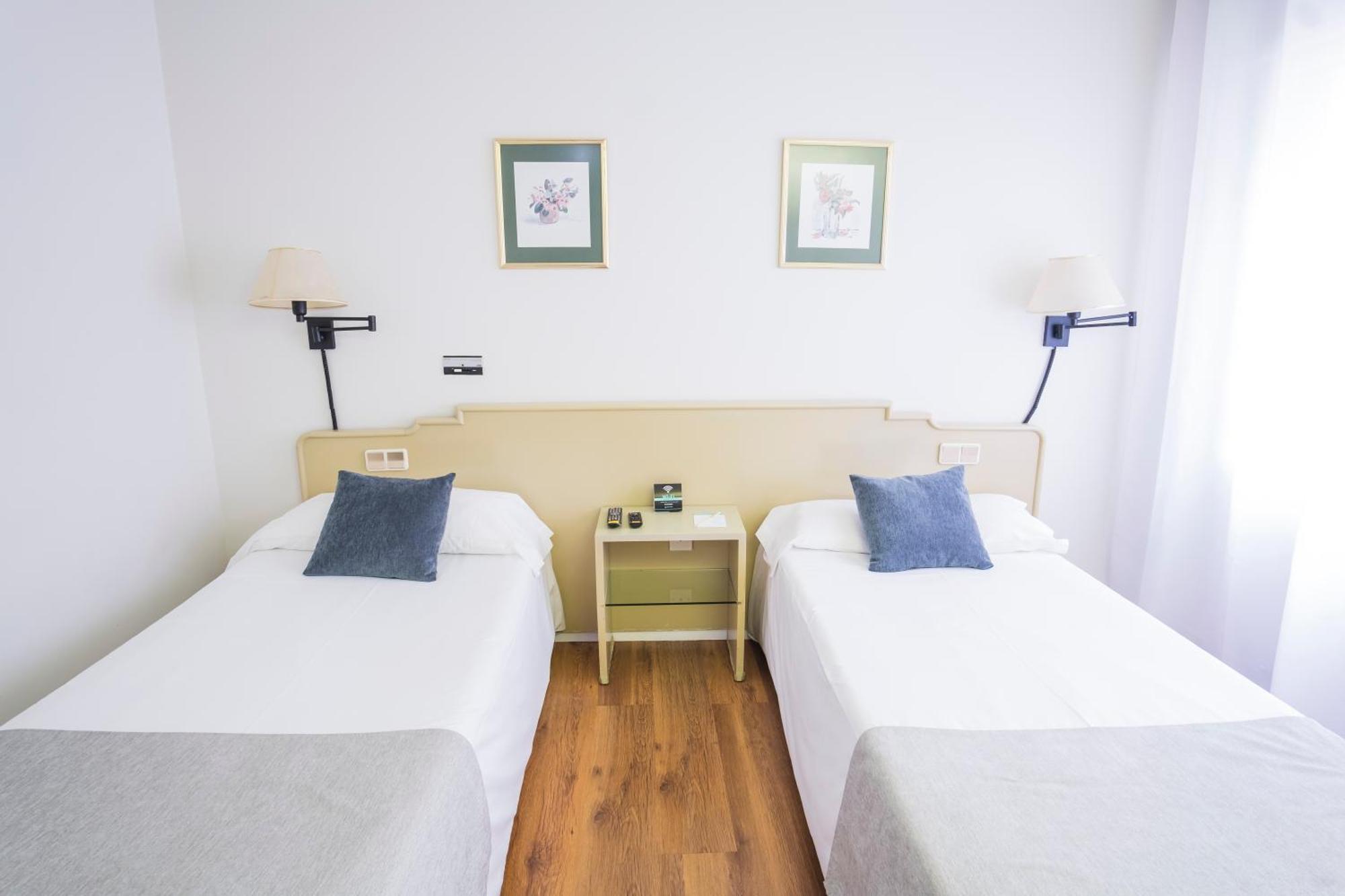 Hotel Alda リベイラ エクステリア 写真