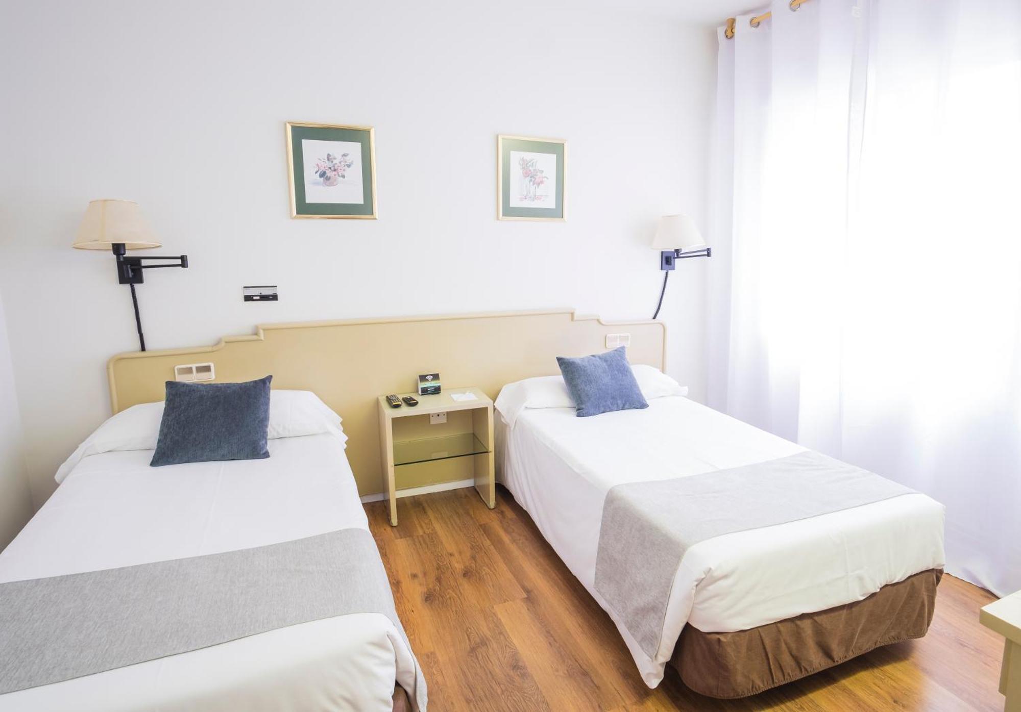 Hotel Alda リベイラ エクステリア 写真